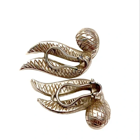 Vintage TARA 1950s Brooch Earrings Set Silver Pear Demi Parure - Picture 2 of 5